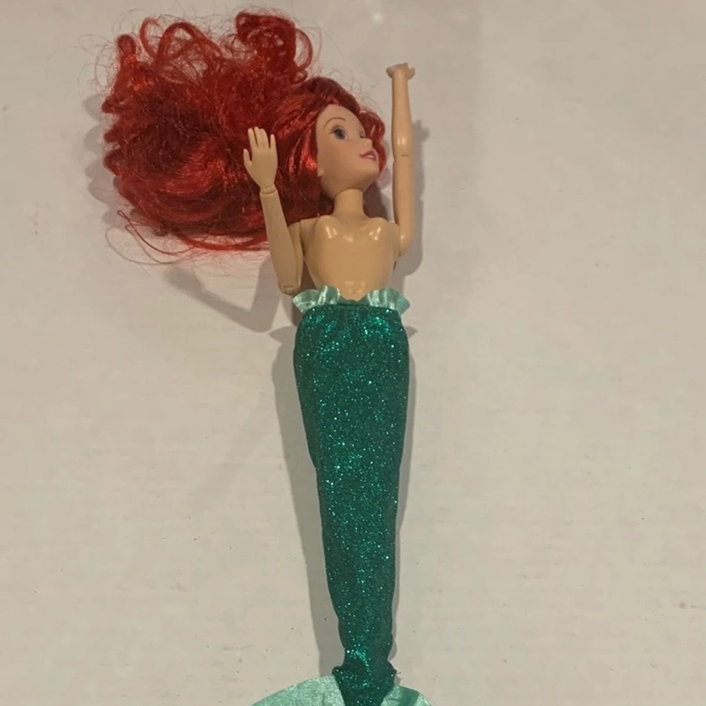 Disney Store Ltd. London Little Mermaid